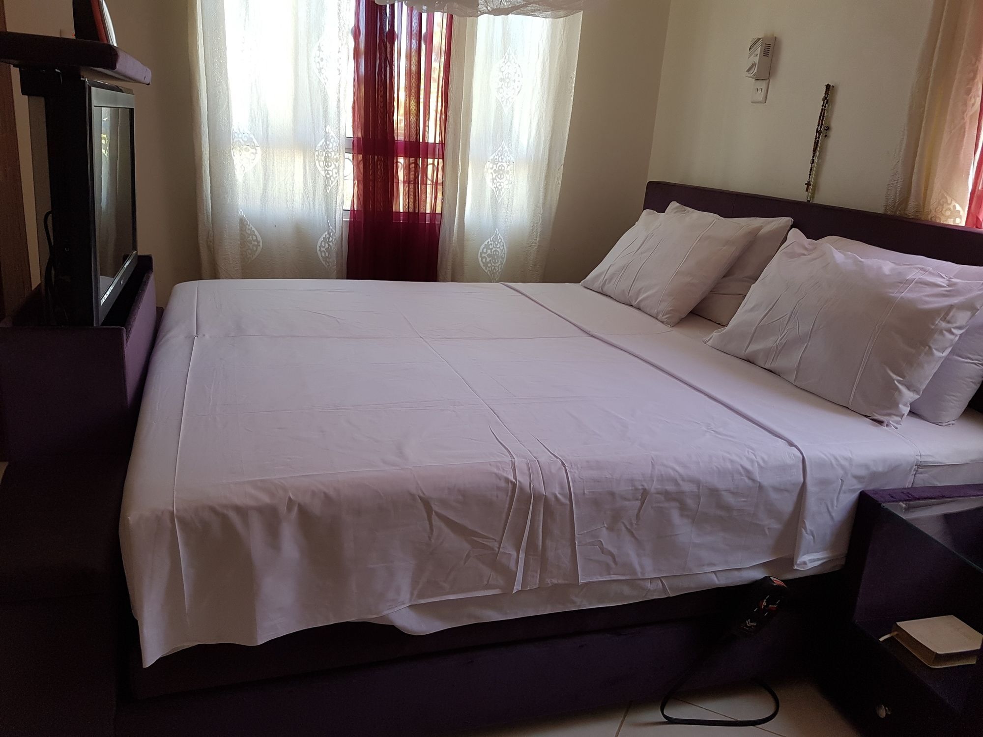 Queens Chateau Boutique Villa Playa de Diani Exterior foto